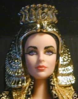 1999 Elizabeth Taylor in CLEOPATRA Barbie Mattel #23595 FIRST in Serie