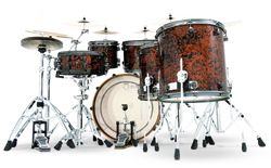 This limited edition kit is only available in the new six piece