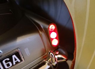 James Bond Aston Martin DB5 9 2” Toy State Motor Light Sound Skyfall