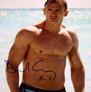 Casino Royale Daniel Craig Signed James Bond 007 Prop Chip Card UACC