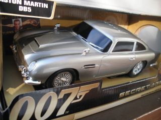 James Bond Aston Martin DB5 50th Anniversary Goldfinger 007 Lights