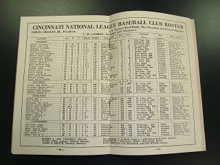 1934 Cincinnati Reds Official Handbook Roster Yearbook