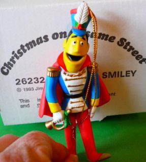 1993 Guy Smiley Jim Henson Grolier Christmas on Sesame Street Tree