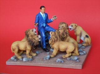 Annie Lee President Obama in The Lions Den Figurine