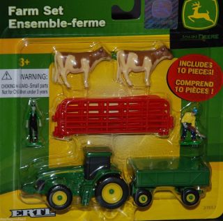Ertl John Deere Farm Set 35939 New