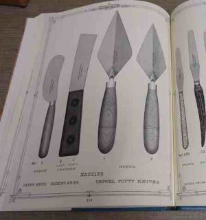 THE HISTORY OF THE JOHN RUSSELL CUTLERY COMPANY Green River Knives OUT OF PRINT  