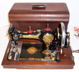 1919 Jones FCS Hand Crank Sewing Machine Queen Alexandra  