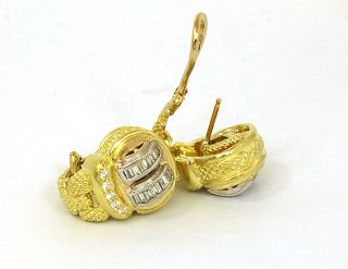 Designer Judith Ripka 2 Tone 18K Gold Diamonds Ladies Stylish Earrings  