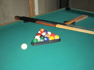Kasson 8 Slate Pool Billiard Table w Accessories