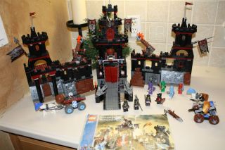 Lego Castle Set 8877 Knights Kingdom Castle