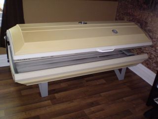 Sunquest Pro 16S Tanning Bed