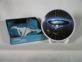Star Trek TNG USS Enterprise D Mini Plate Enesco