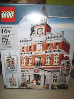 Lego Town Hall 10224 2766 Pieces New in SEALED Box We SHIP Fast