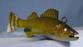 NICE realistic Walleye spear fish decoy North Dakota Master Artist