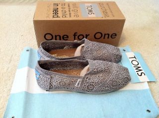 Toms Classic Womens Silver Crochet Size 6 5 US