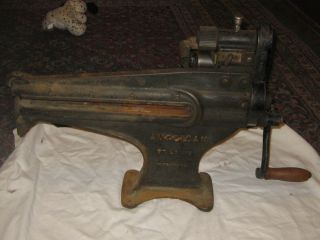 Vintage Antique Hand Crank Metal Cutter American Machinery Tool Co St