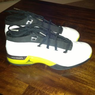 Air Jordan 17 Lightning White Low Mens Size 12 Nike XVII Yellow