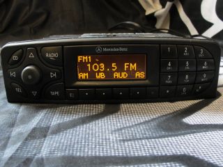 2000 2003 Mercedes Benz C240 C230 C320 Stereo Radio A 203 820 10 86