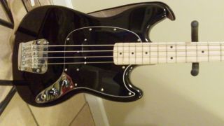 Fender Squier Mustang Bass Short Scale