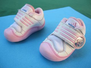 ADIDAS FISHER PRICE   CATCH ME BABY / TODDLER GIRLS 4K SHOES  AMAZING