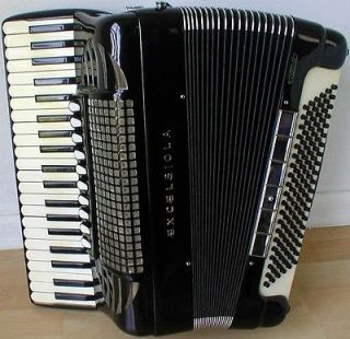 (Mod. 940) Double Tone Chamber (Cassotto) Accordion/Acco rdian