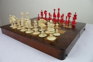 ANTIQUE EARLY/ MID 19th CENTURY FAUX IVORY BRITISH PLAYING CHESS SET