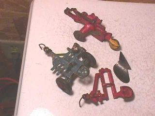 Antique Cast Iron Farm Toy Parts & Pieces