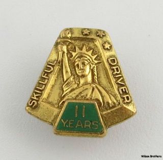 Company Service Pin   Vintage Safe Driver 11 Years Statue of Liberty