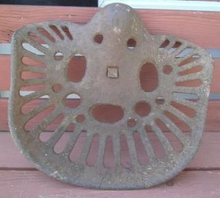 CAST IRON METAL TRACTOR FARM HOUSE IMPLEMENT SEAT HORSE DRAWN