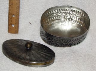 Vintage Tin Trinket Jewelry box with lid