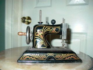 Casige Antique Miniature 1470 Metal Toy Sewing Machine Made in Germany