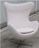 Arne Jacobsen style Egg chair in white wool