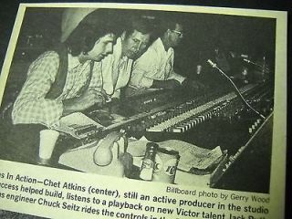 CHET ATKINS in studio w/ JACK RUTH & CHUCK SEITZ 1976 Promo Picture