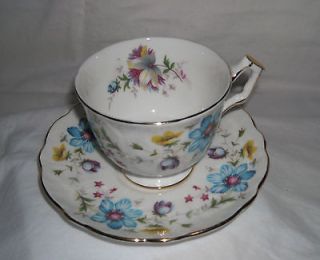 Aynsley Est 1775 England Fine Bone China Cup & Saucer Set Floral