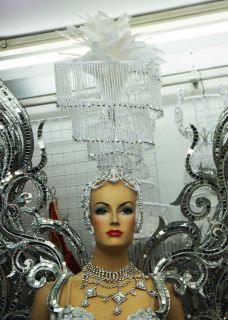 Da NeeNa C2A Showgirl Drag Queen Stage Pageant Feather Chandelier