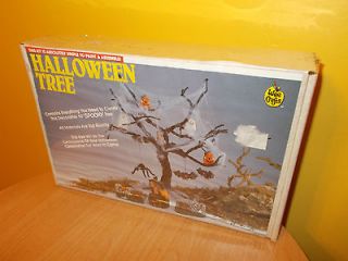 ACCENTS UNLIMITED HALLOWEEN SPOOKY TREE KIT arts & WEE CRAFTS W