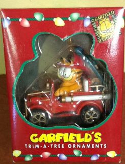 1996 Paws Garfield In Fire Truck Trim A Tree Ornament
