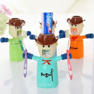 Creative Couple Toothbrush Holder Automatic Toothpaste Dispenser