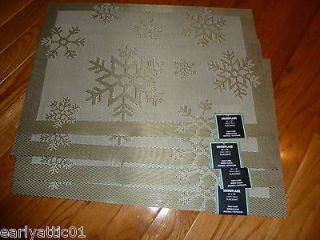 Snowflake Placemats Set Golden Brown and White Vinyl Mesh Very Nice
