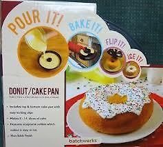 Giant Donut Cake Pan NEW IN BOX 2 Pans
