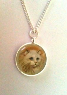 Vintage style Persian Cat round necklace