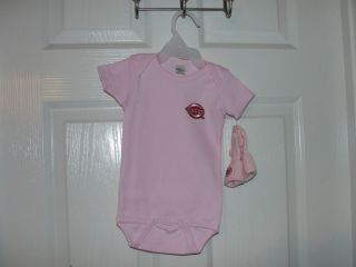 Cincinnati Reds Baby One Piece 0 3 Months with Socks Pink NWOT