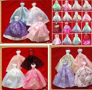 doll clothes hangers in Dolls