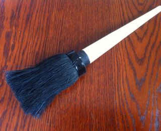 Tar Brush. Coco Fibre with short wood handle. For the application of