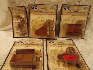 Vintage Mixed Lot RO EL Wooden Dollhouse Furniture QTY. 5 Pkgs.NEW OLD