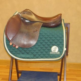 Used Pariani Saddle   Med Tree   Brown   Size 16.5   # 27340