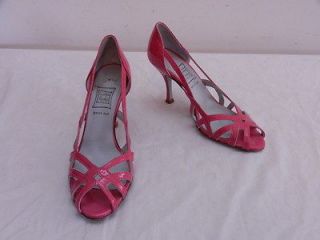 Womens 7.5 B CYNTHIA ROWLEY Geist NYC Pink Patent Leather Open Toe