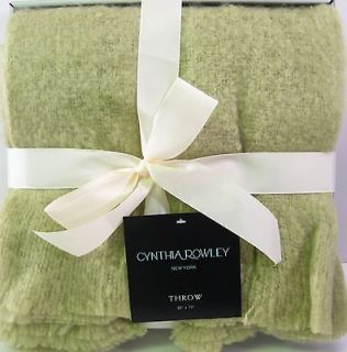 Cynthia Rowley Throw Blanket 50 x 70 Celadon Green   NEW