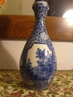 Mehlem Royal Bonn 19th century vase bottle decor flamand V&B Delft