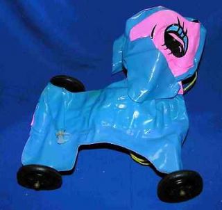 VTG FLOPPY EAR DOG, BLOW UP PLASTIC ON WHEELS PULL TOY, MINT IN